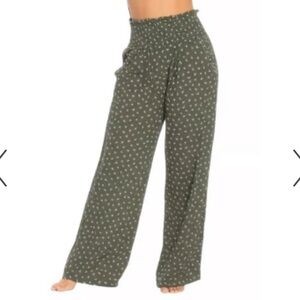 Three Dots green floral flowy wide leg pant.